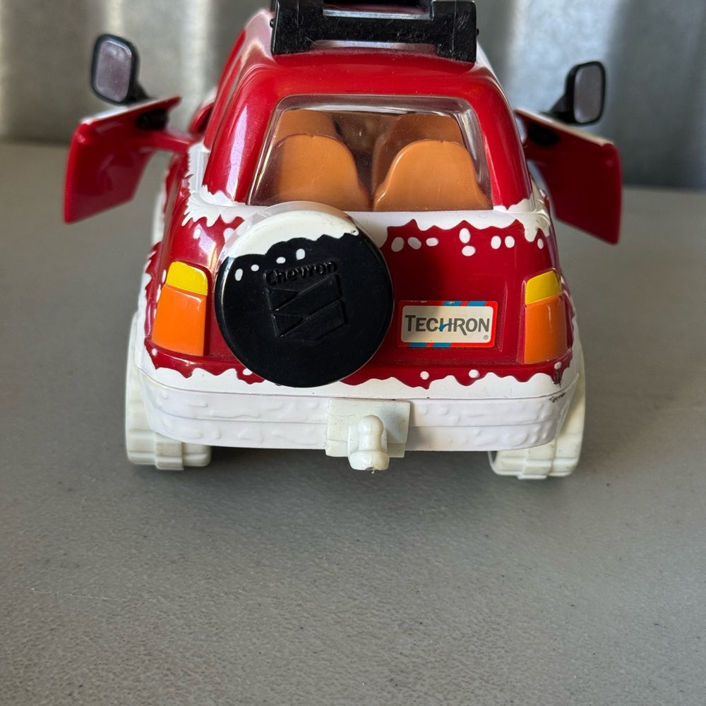 Chevron Cars - Picture 8 of 12